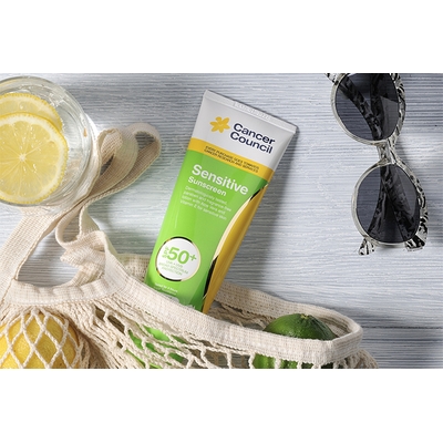 Kem chống nắng Cancer Council Sensitive