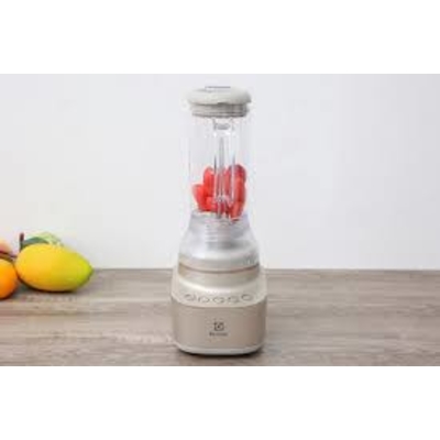Máy xay sinh tố Electrolux E7CB1-86SM