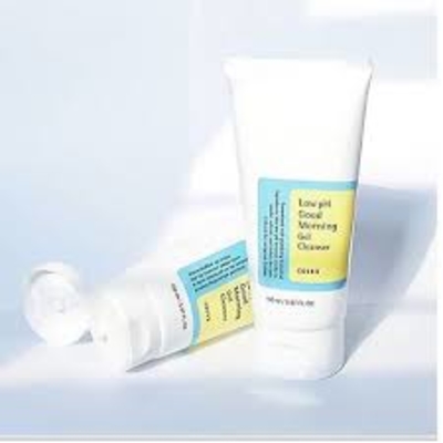Sữa rửa mặt Cosrx Low pH Good Morning Gel Cleanser