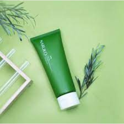 Sữa rửa mặt Naruko Tea Tree Purifying Clay Mask and Cleanser in 1