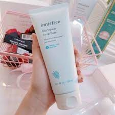 Sữa rửa mặt Innisfree Bija Trouble Facial Foam
