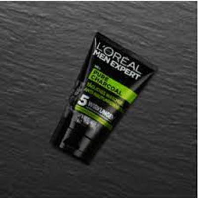 Sữa rửa mặt L’oreal Men Expert Pure Charcoal