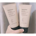 Sữa rửa mặt Innisfree Jeju Volcanic Pore Cleansing Foam