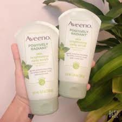 Sữa rửa mặt Aveeno Positively Radiant Skin Brightening