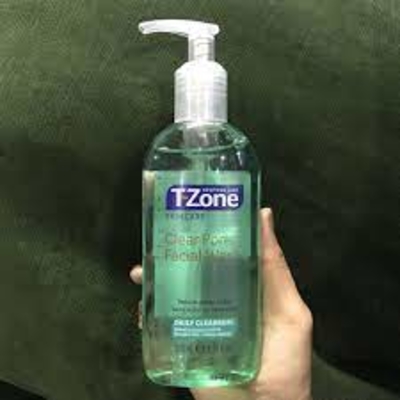 Gel rửa mặt T-zone Clear Pore Facial Wash Daily Cleansing