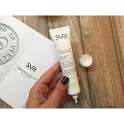Kem dưỡng ẩm SVR Sebiaclear Mat+Pores