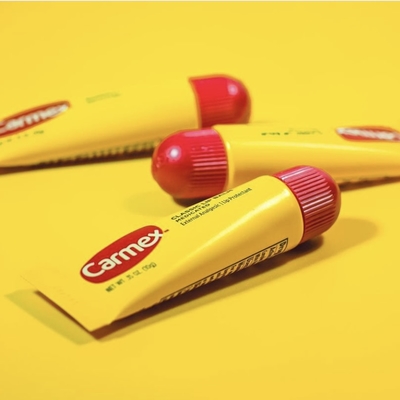 Son Dưỡng Carmex Classic Lip Balm Medicated