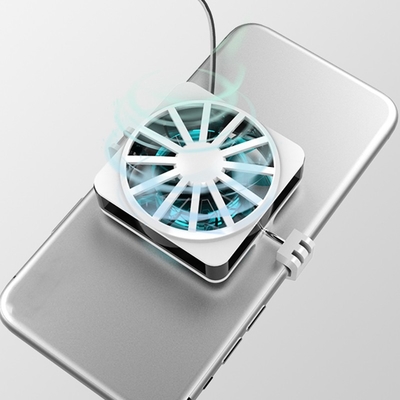 Quạt tản nhiệt chơi game M5