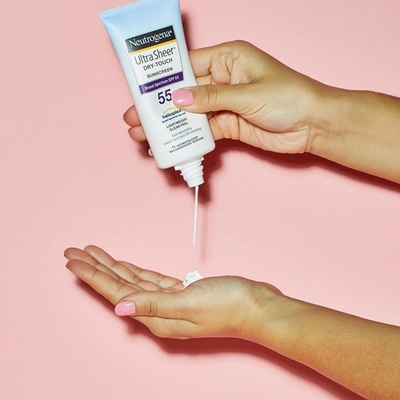 Kem chống nắng Neutrogena Ultra Sheer Dry Touch SPF 55