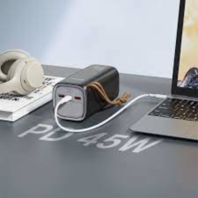 Pin sạc dự phòng laptop Yoobao EN100