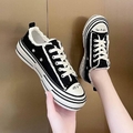 Giày thể thao Canvas viền rách 