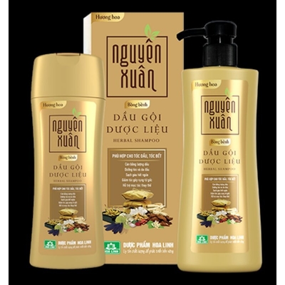 Dầu gội dược liệu Nguyên Xuân màu vàng