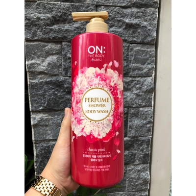 Sữa tắm On: The Body Perfume Classic Pink