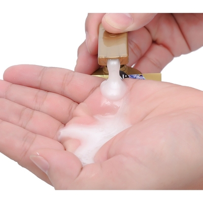 Sữa tắm On: The Body Perfume Classic Pink