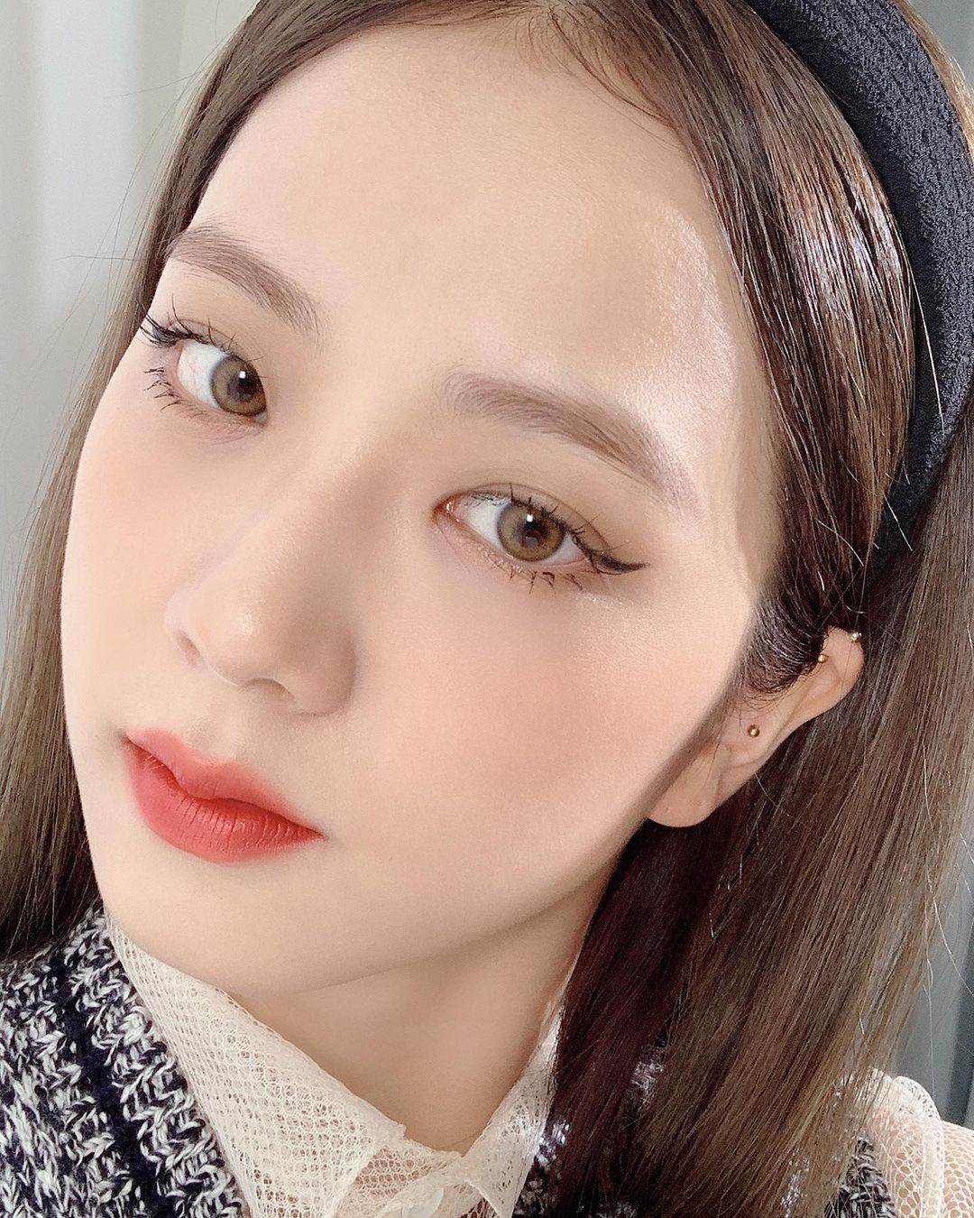 Đường kẻ mắt cho đôi mắt thêm thu hút