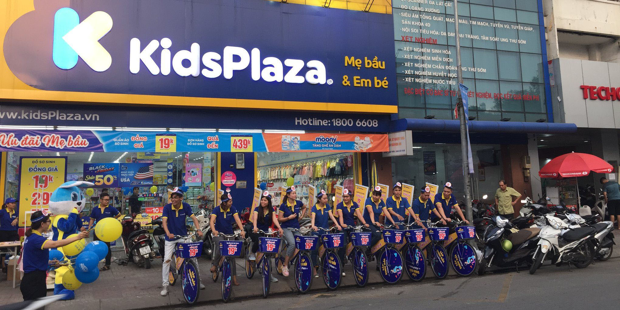 Mẹ và bé Kidsplaza