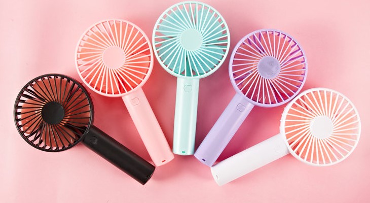 quạt mini cầm tay cute