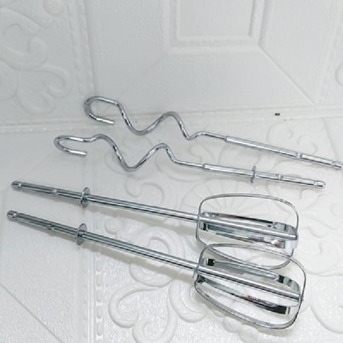 Máy đánh trứng nhào bột cầm tay Jubake JU 882