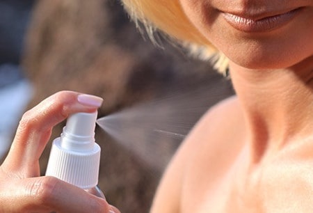 nên dùng kem chống nắng dạng gel hay sữa