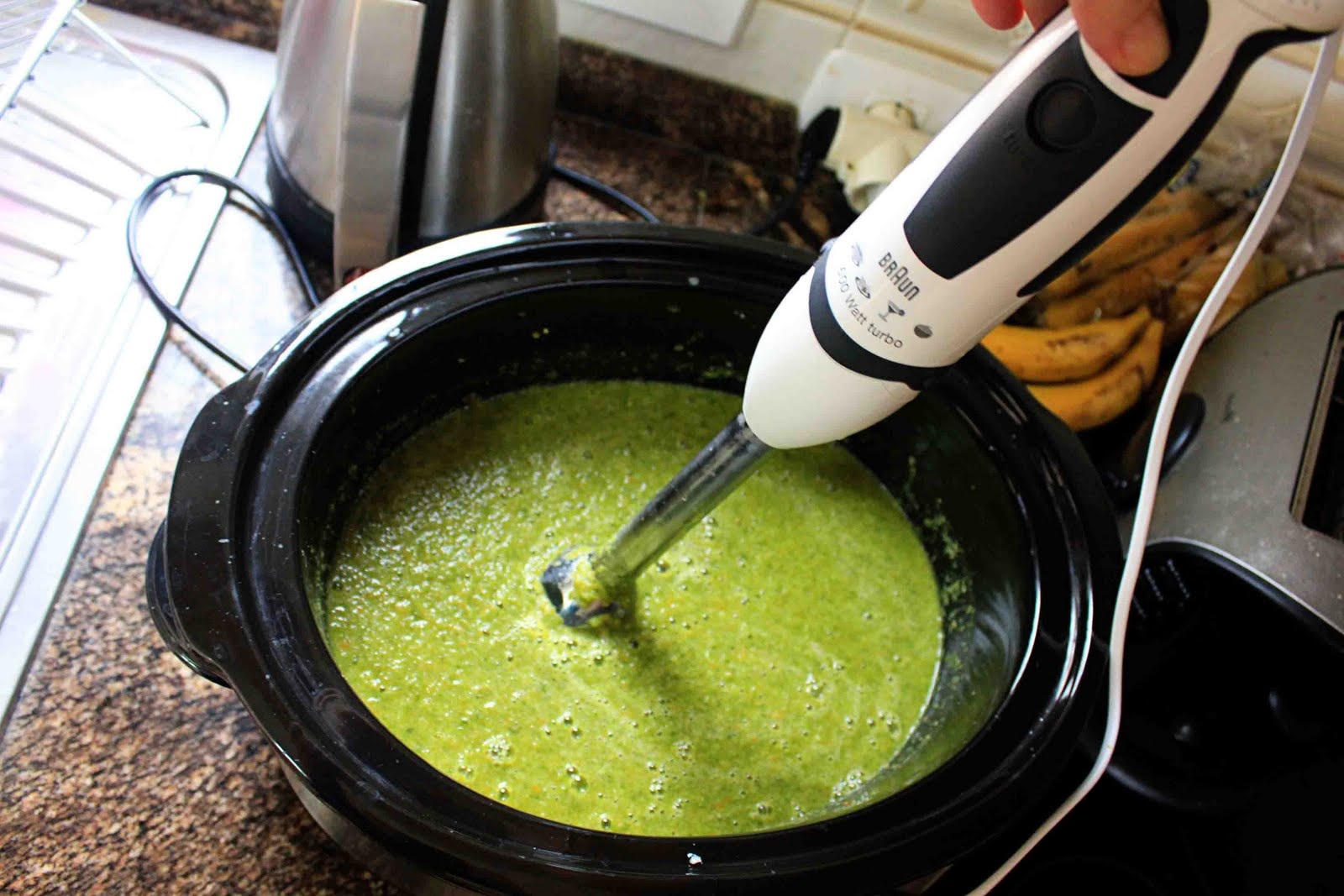 cách sử dụng máy xay sinh tố cầm tay