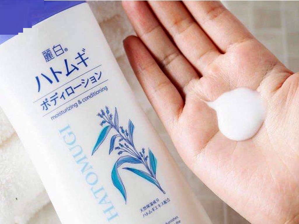 review sữa rửa mặt hatomugi