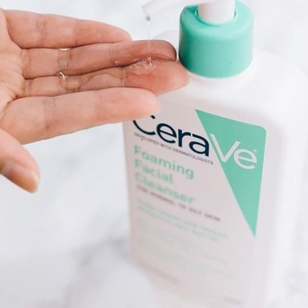 review sữa rửa mặt cerave