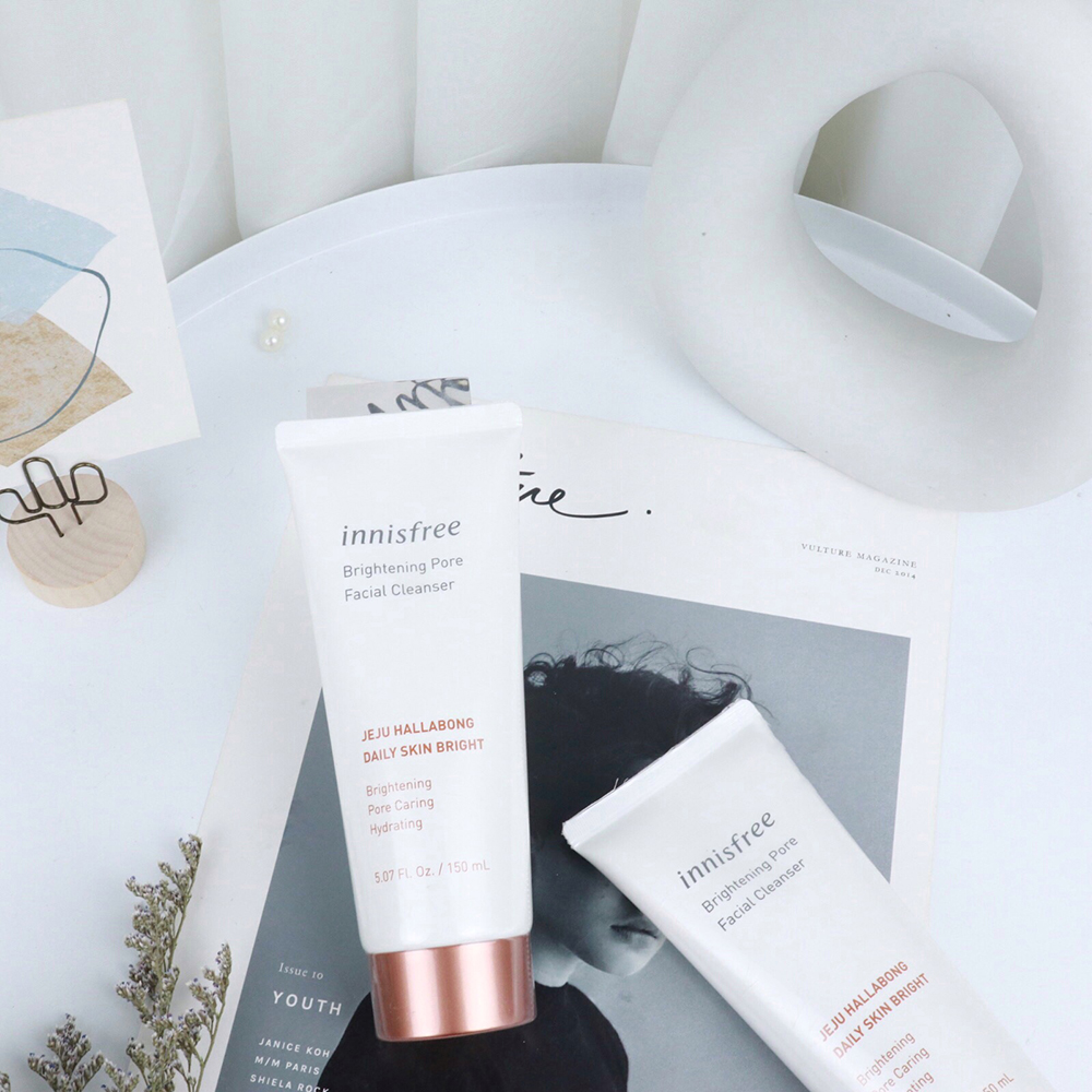 Sữa rửa mặt Innisfree Brightening Pore Facial Cleanser