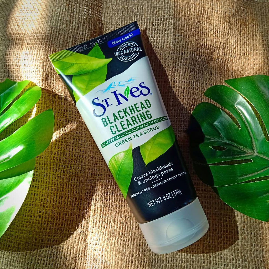 Sữa rửa mặt St.Ives Blackhead Clearing Green Tea Scrub