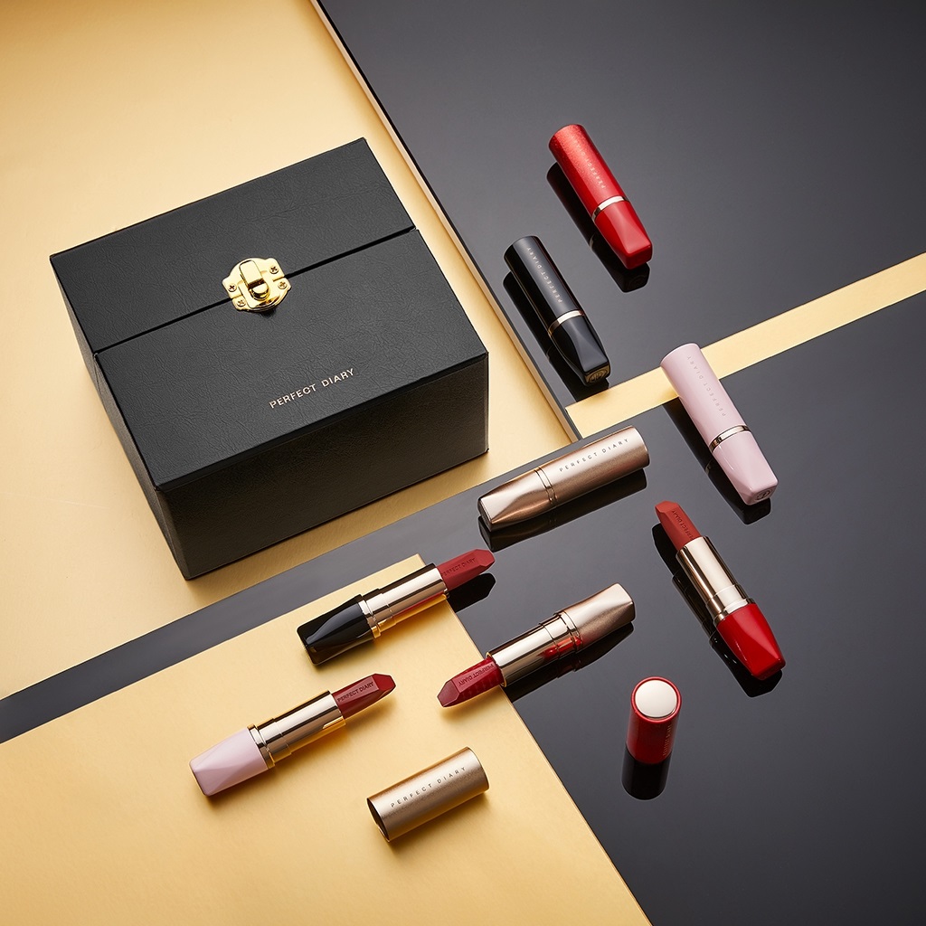 son môi của hãng mỹ phẩm Perfect Diary