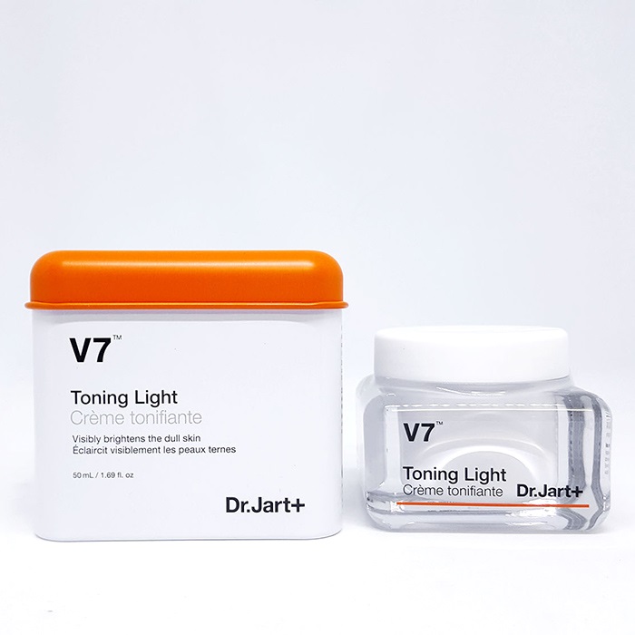 Kem dưỡng trắng da V7 Toning