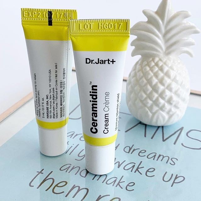 kem dưỡng chứa Ceramide