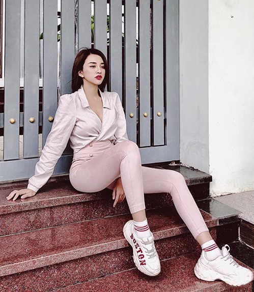 mẫu giày hot 2021