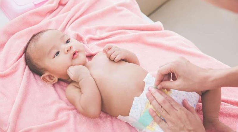 bỉm cho trẻ sơ sinh dưới 1 tháng tuổi