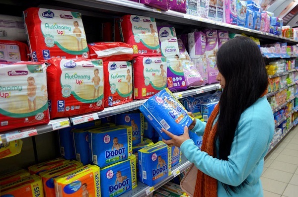 bỉm cho trẻ sơ sinh dưới 1 tháng tuổi