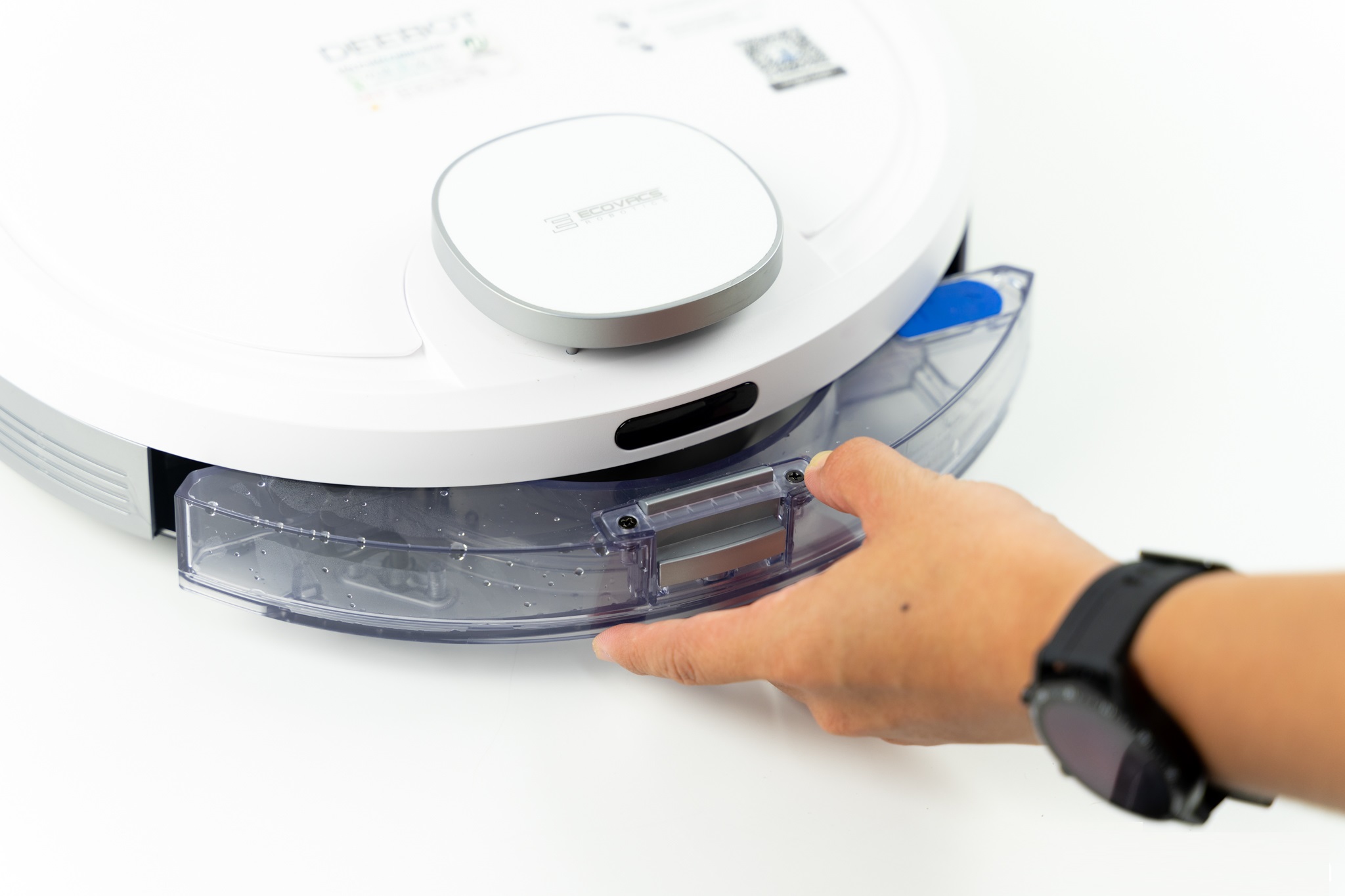 máy hút bụi deebot