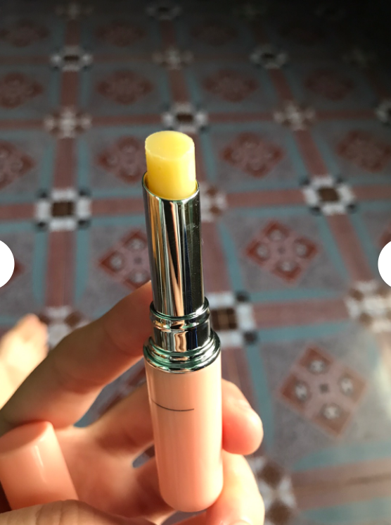 son dưỡng DHC có màu