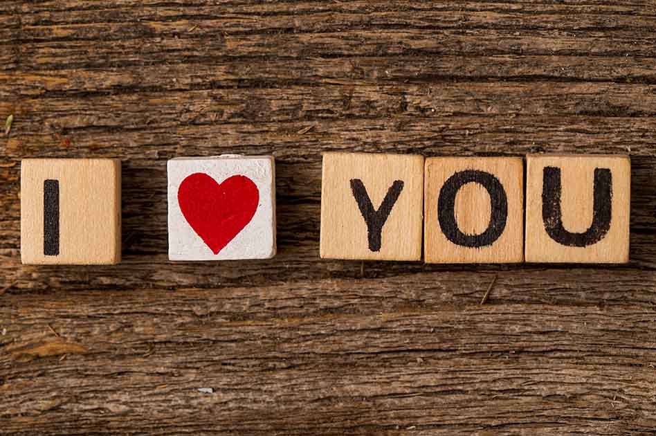 Status tiếng Anh về tình yêu