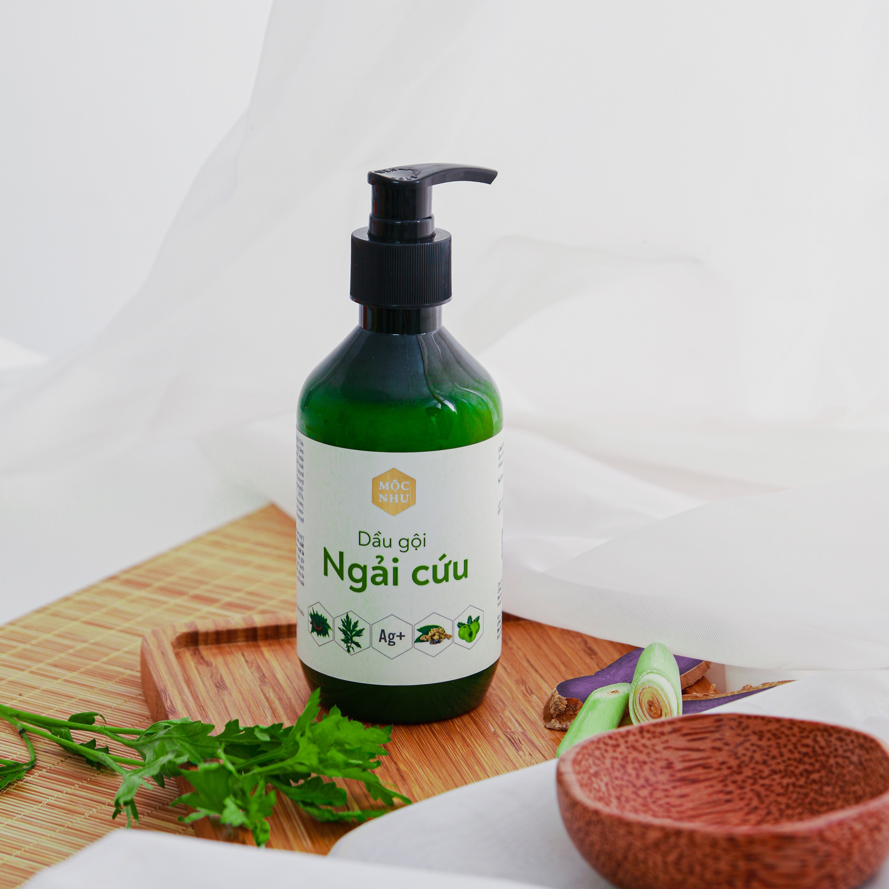 Dầu gội ngải cứu Mộc Nhu