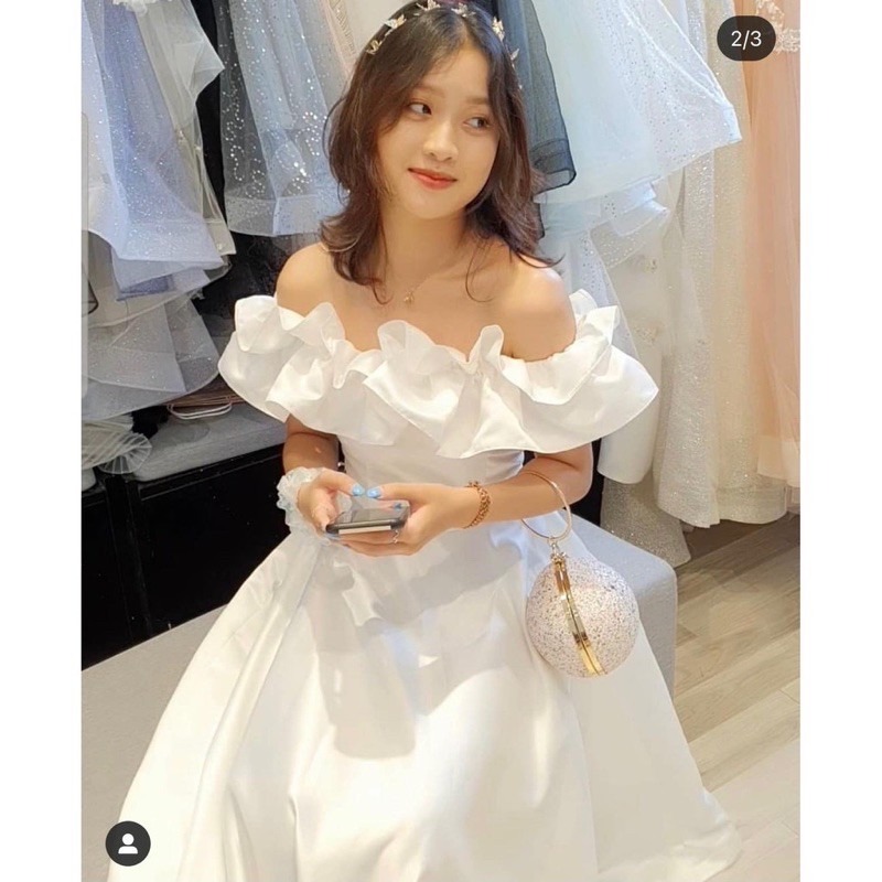 Đầm dự tiệcc cưới trắng trể vai