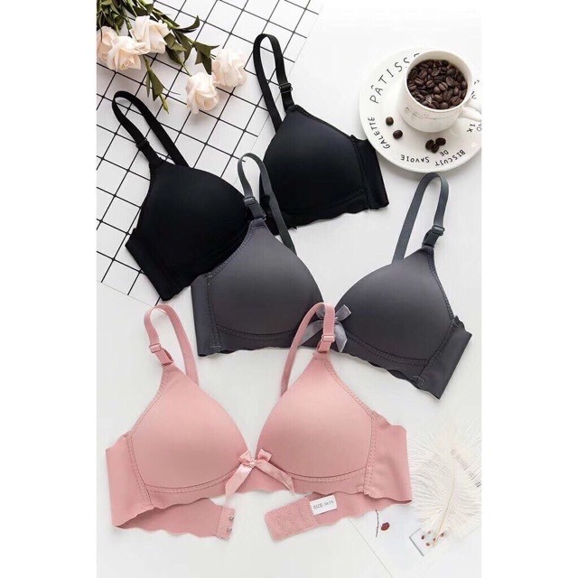 Áo ngực con gái phải có