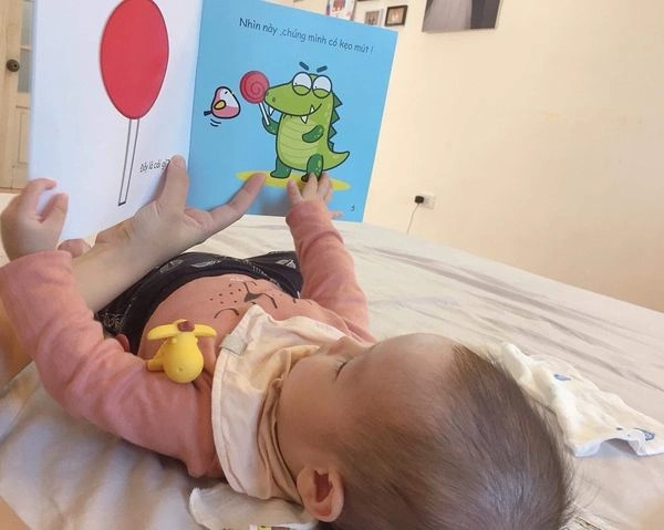 rèn luyện thói quen đọc sách cho trẻ