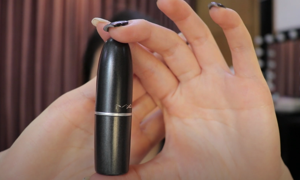 Phân biệt son mac thật giả