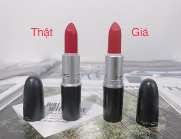 Phân biệt son MAC thật giả qua kích thước