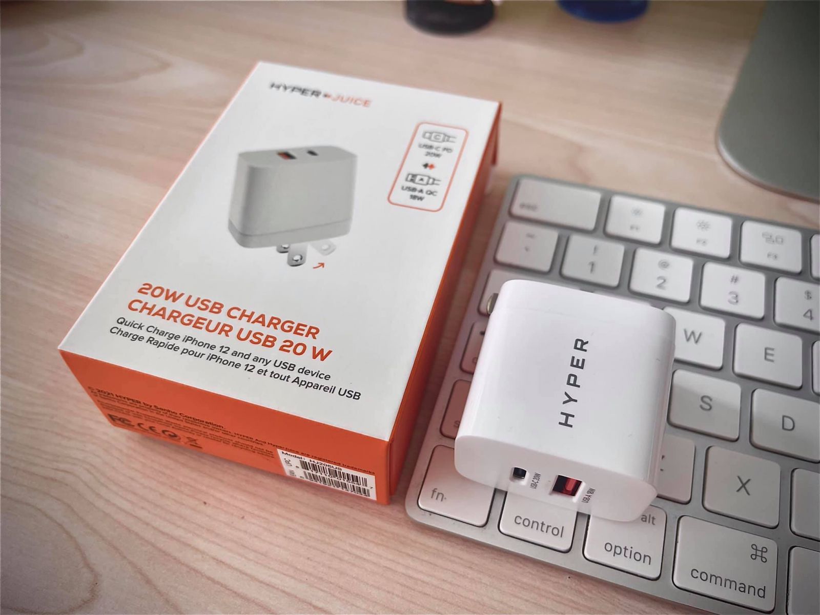 Củ sạc nhanh 2 cổng Hyperjuice Charger Small size HJ205 20W