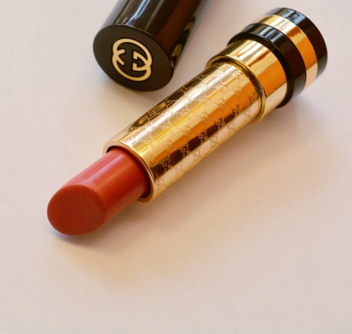 Thiết kế son Gucci Audacious Color Intense Lipstick